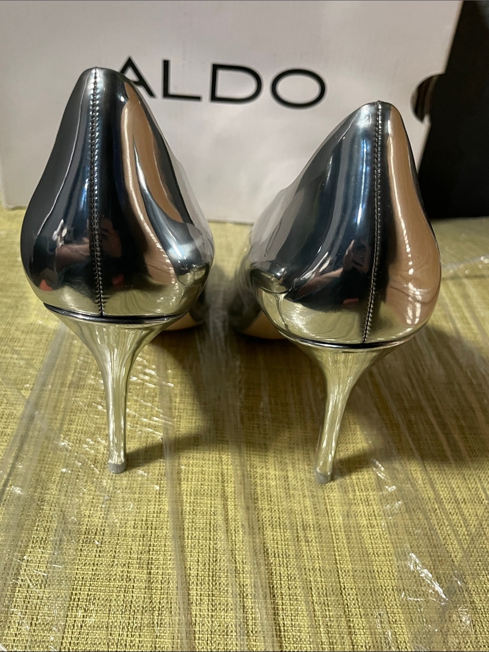 Aldo Metallic Silver Pointed Toe Stiletto Pumps - Picture 7 of 11